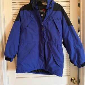 L.L. Bean Vintage Women’s Puffer Jacket in Blue and Black